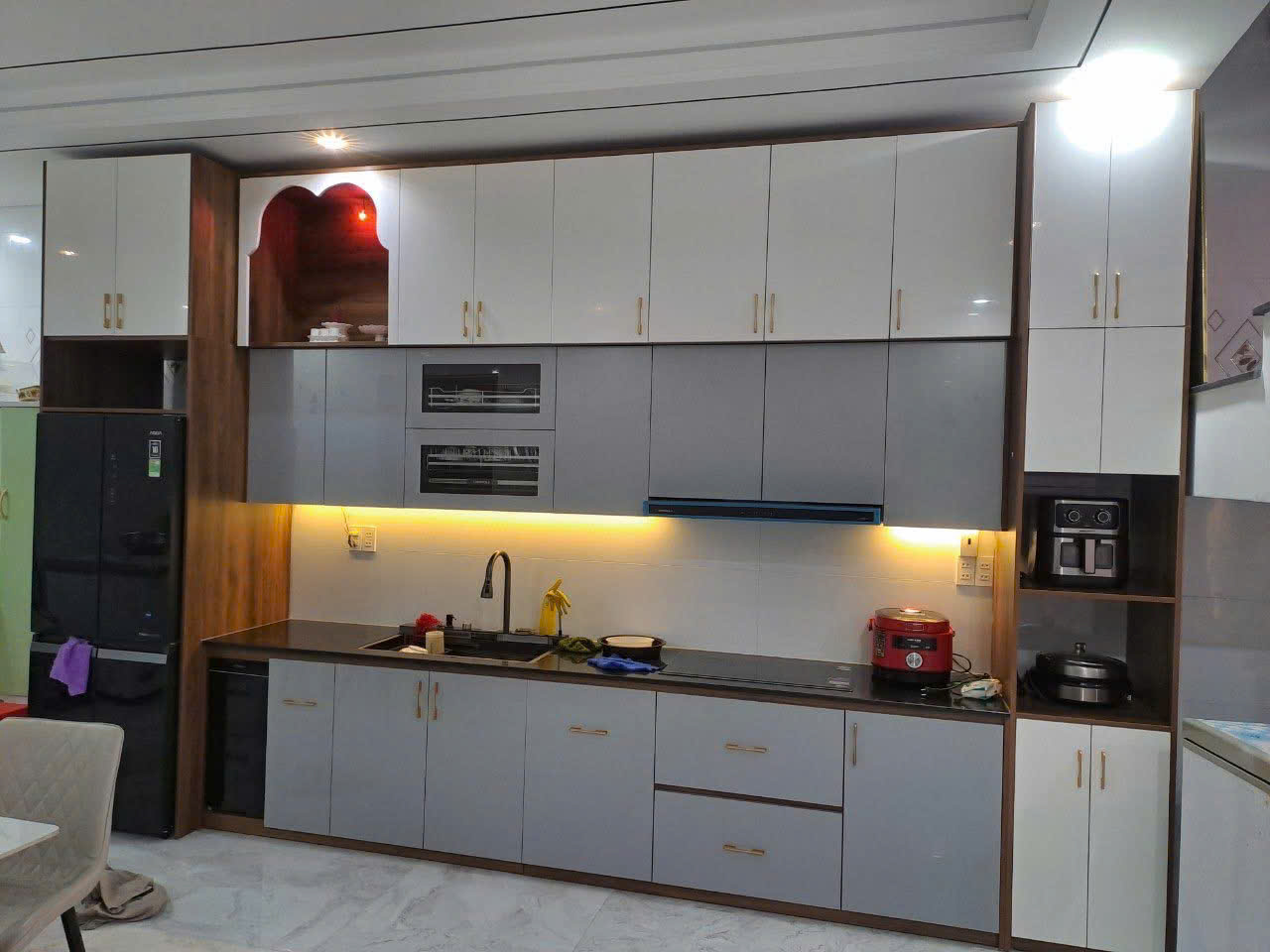 Tủ bếp và khu lưu trữ trong nhà lắp ghép